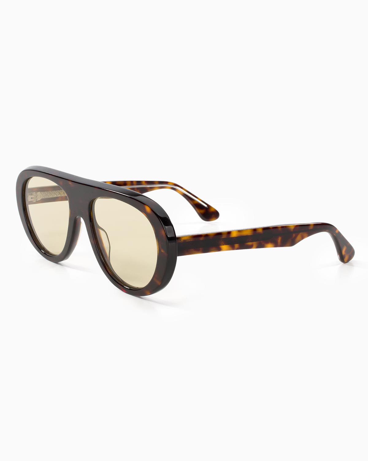 ME & JOE Riviera Tortoise sunglasses with amber lenses – front three-quarter view