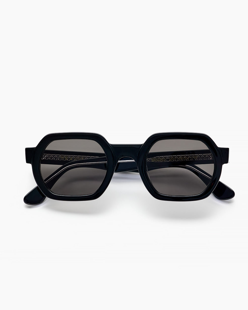 ME & JOE Sandro black sunglasses –  front view