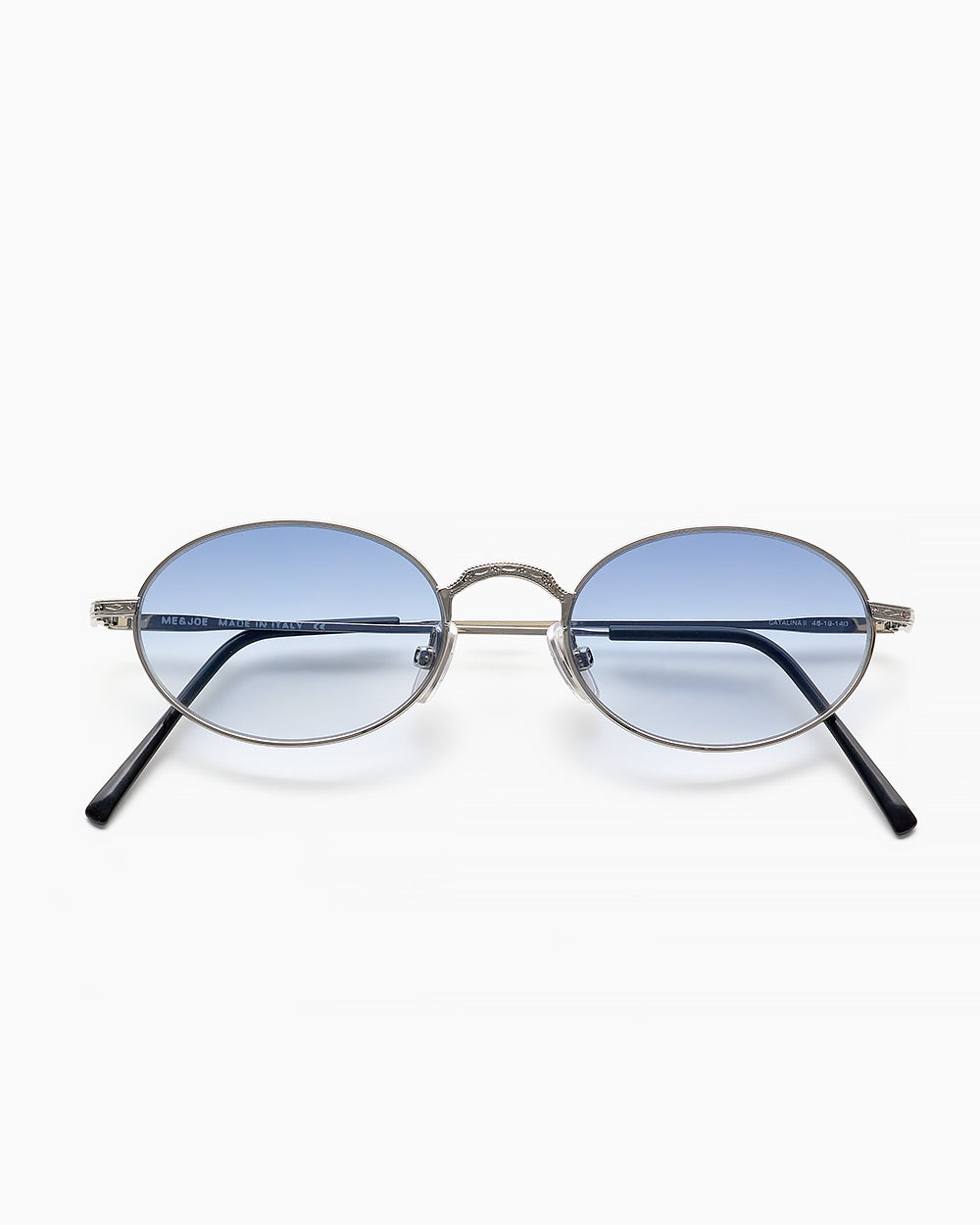 ME & JOE Soma silver sunglasses with blue degrade lenses– front view